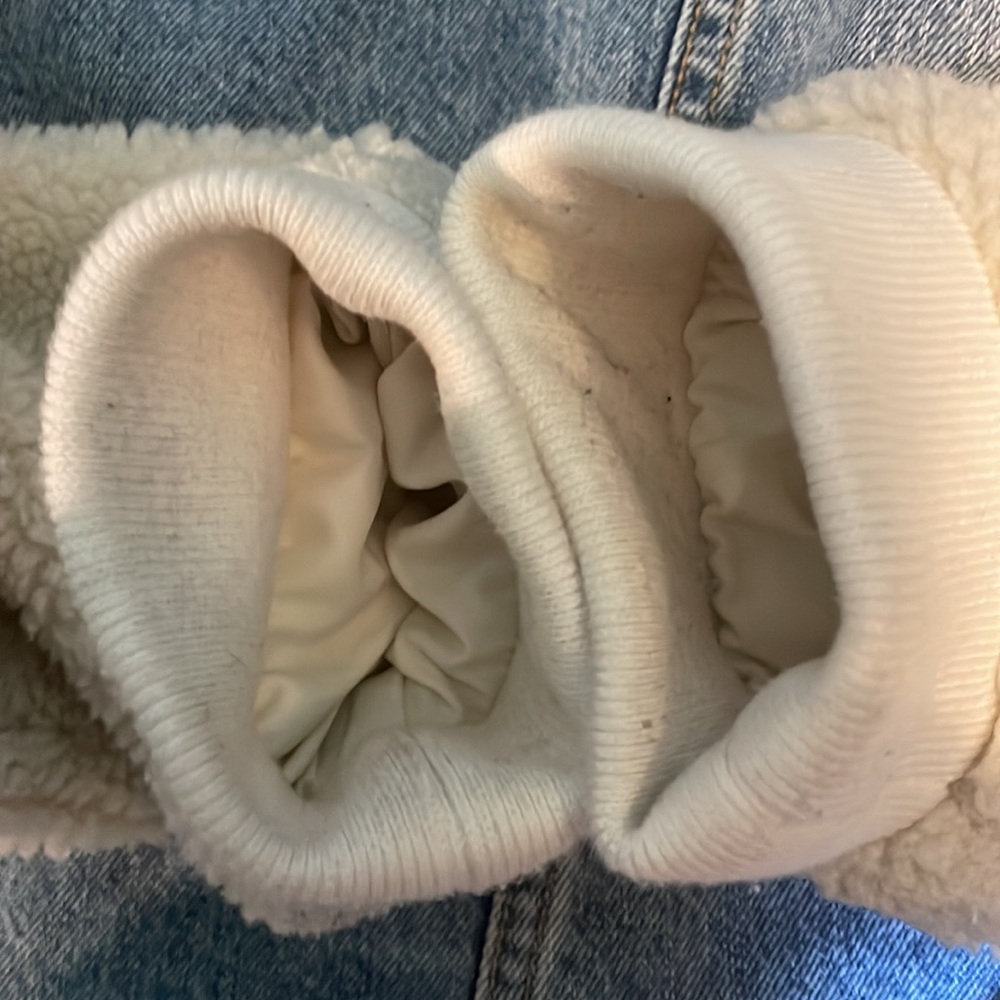 Ex-Boyfriend Hooded Sherpa Trucker Jacket - Picture 6 of 6